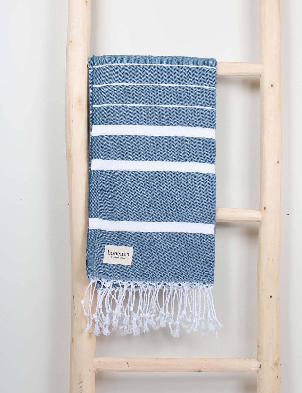 bohemia-design-ibiza-summer-hammam-towel-hanging-indigo.jpg