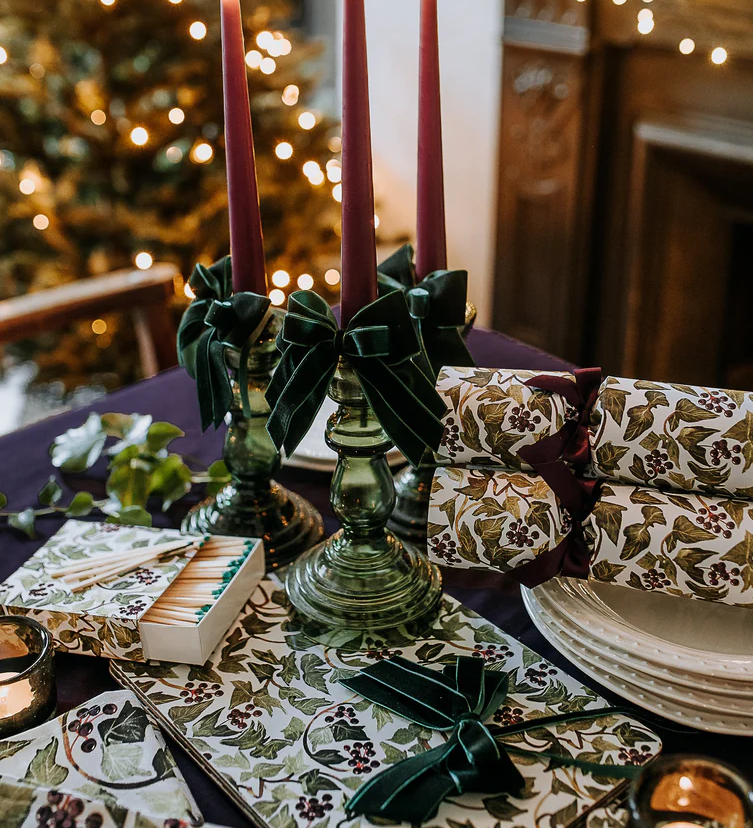 Nancy & Betty Christmas Shop