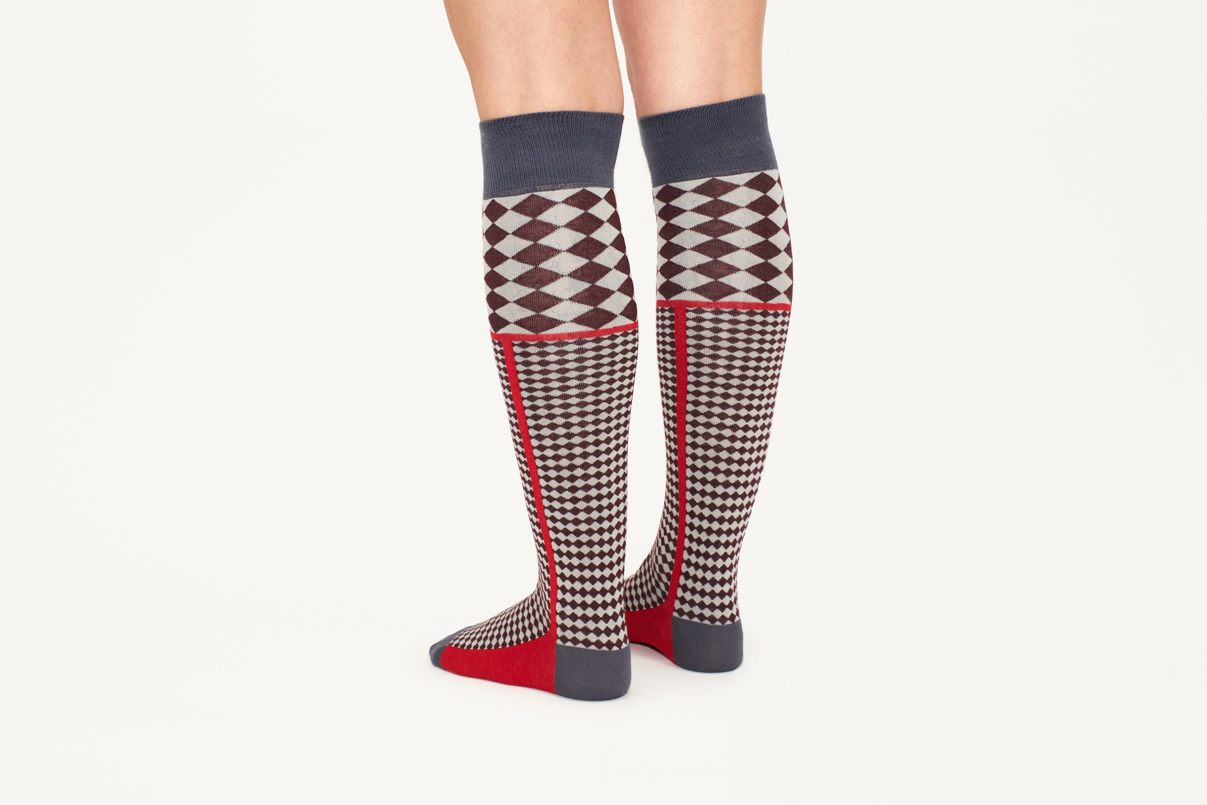 MEGAN - Cotton Blend Diamond Motif Knee Socks in Grey & Red