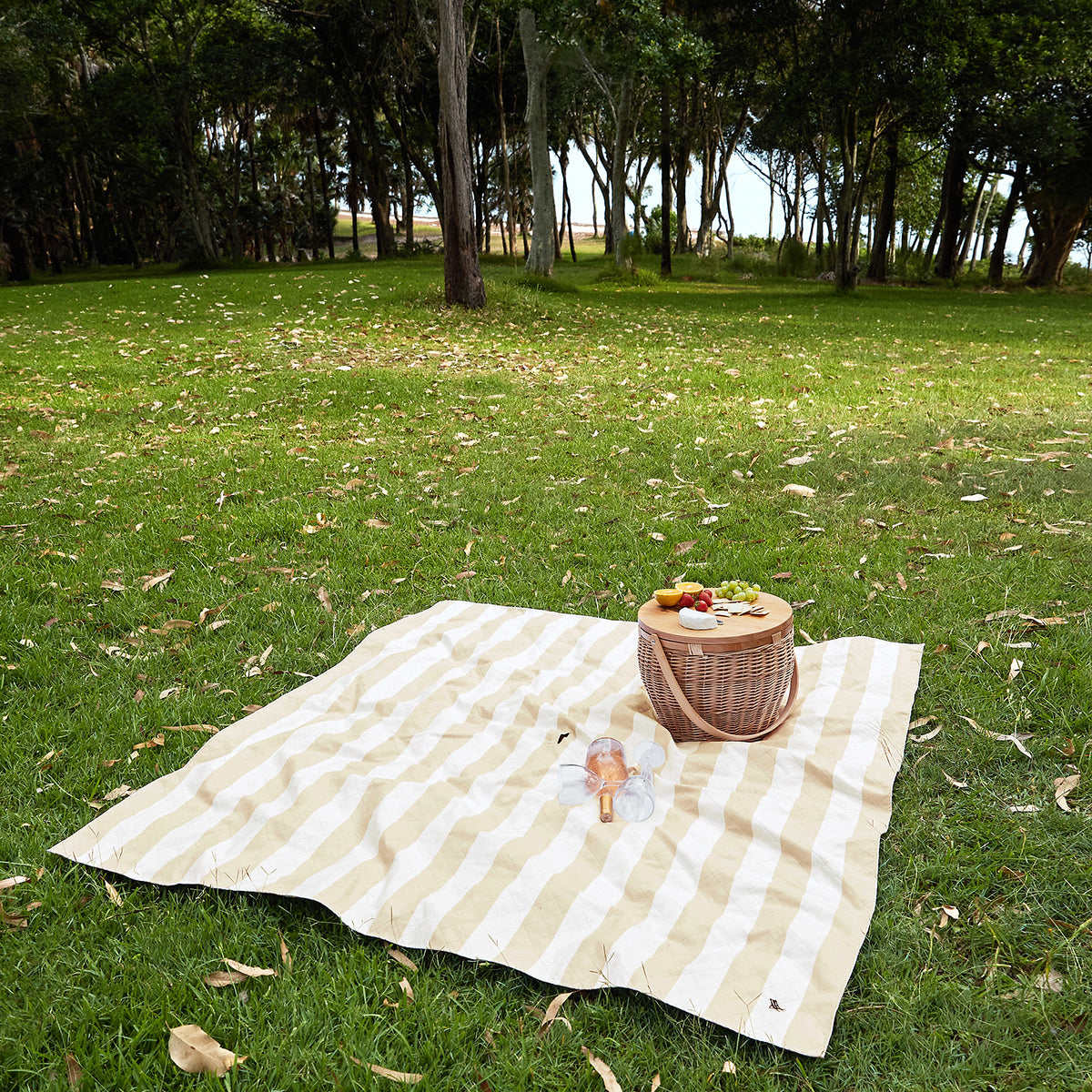 Dock & Bay Picnic Blanket