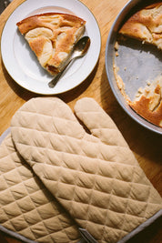 Linen oven mitt