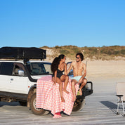 Dock & Bay Picnic Blanket - Strawberries & Cream