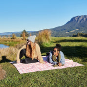 Dock & Bay Picnic Blanket - Strawberries & Cream