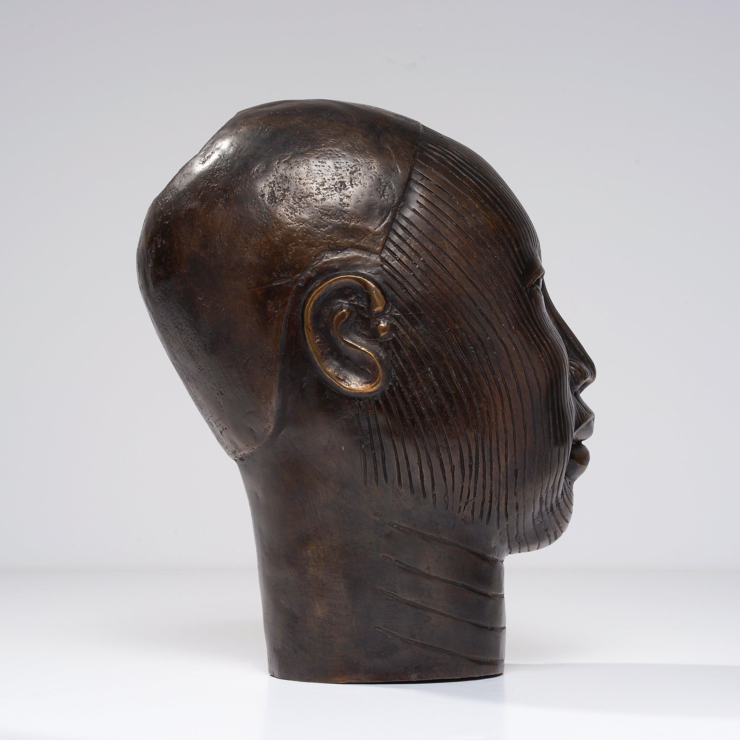 African ONI Queen in Bronze