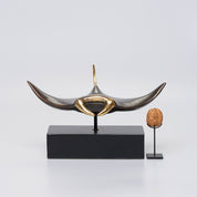 Manta Ray in Bronze, Medium