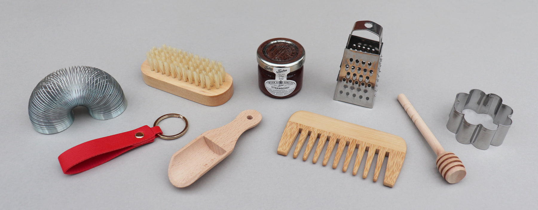 IVY LUXURY CHRISTMAS CRACKERS