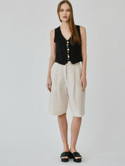 Beau Linen Bermuda Shorts in Beige