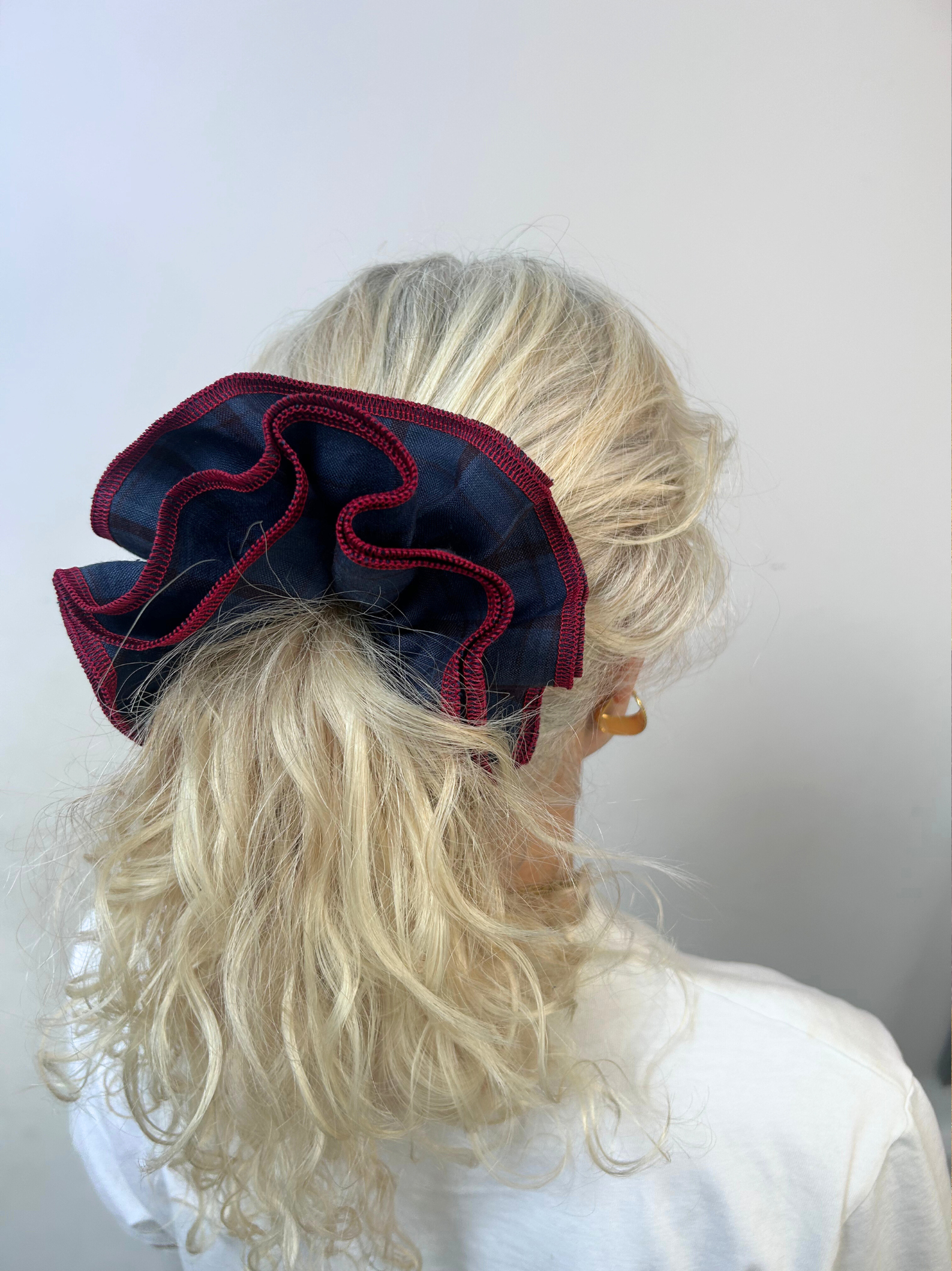 AZARIA SCRUNCHY Navy Check