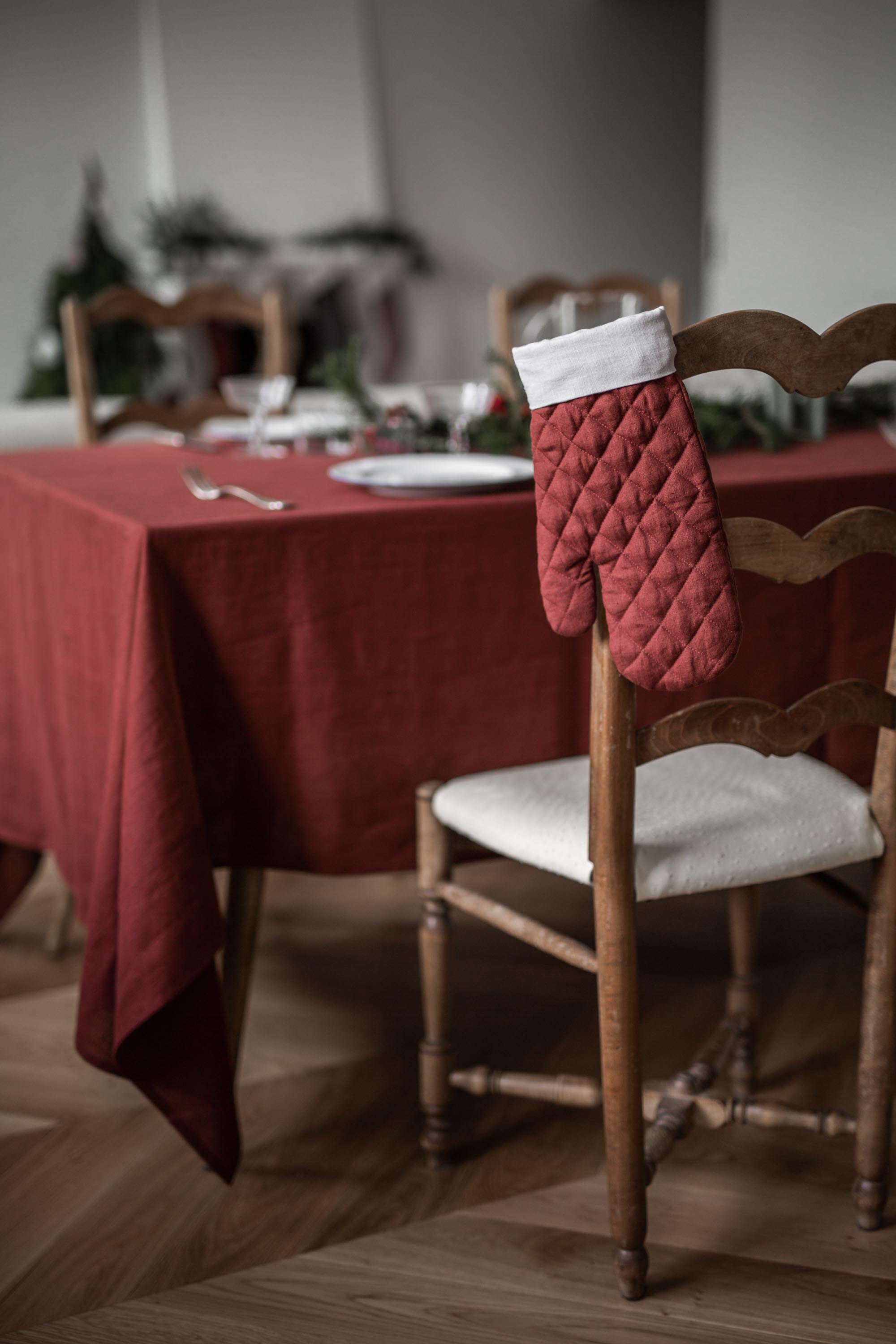 Linen Christmas oven mitt