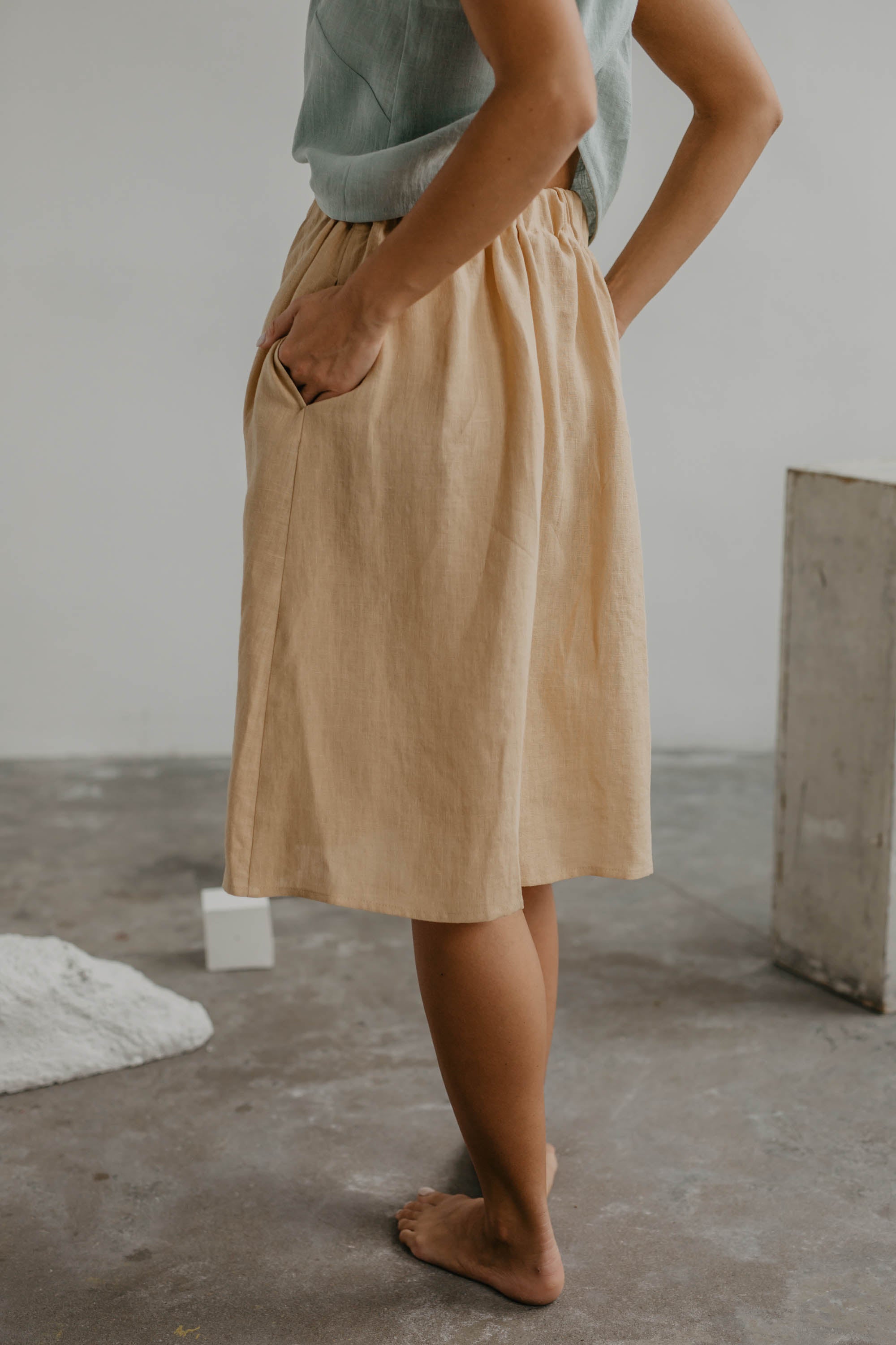 Linen skirt with buttons DAISY