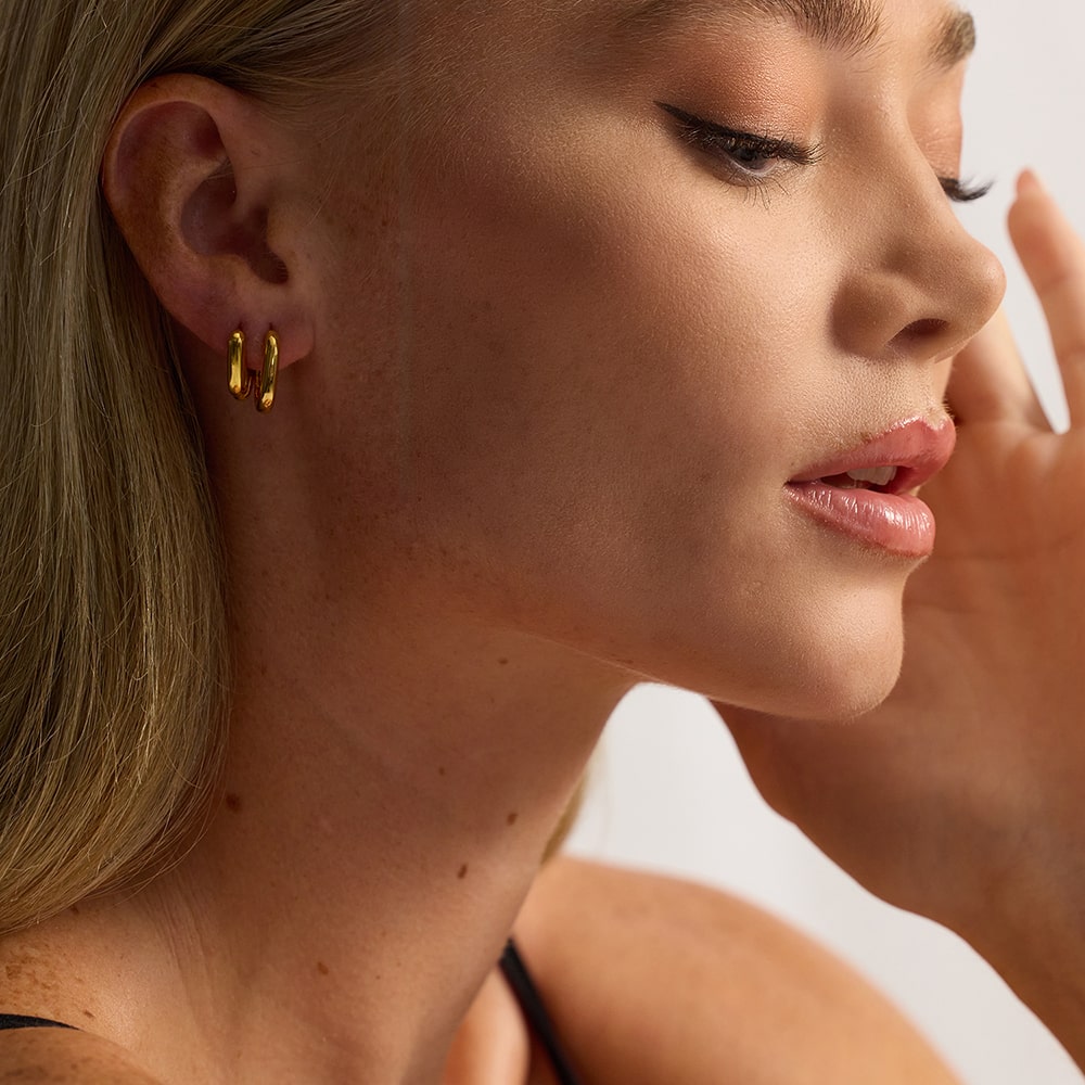 Bella Chunky Rectangular Gold Earrings