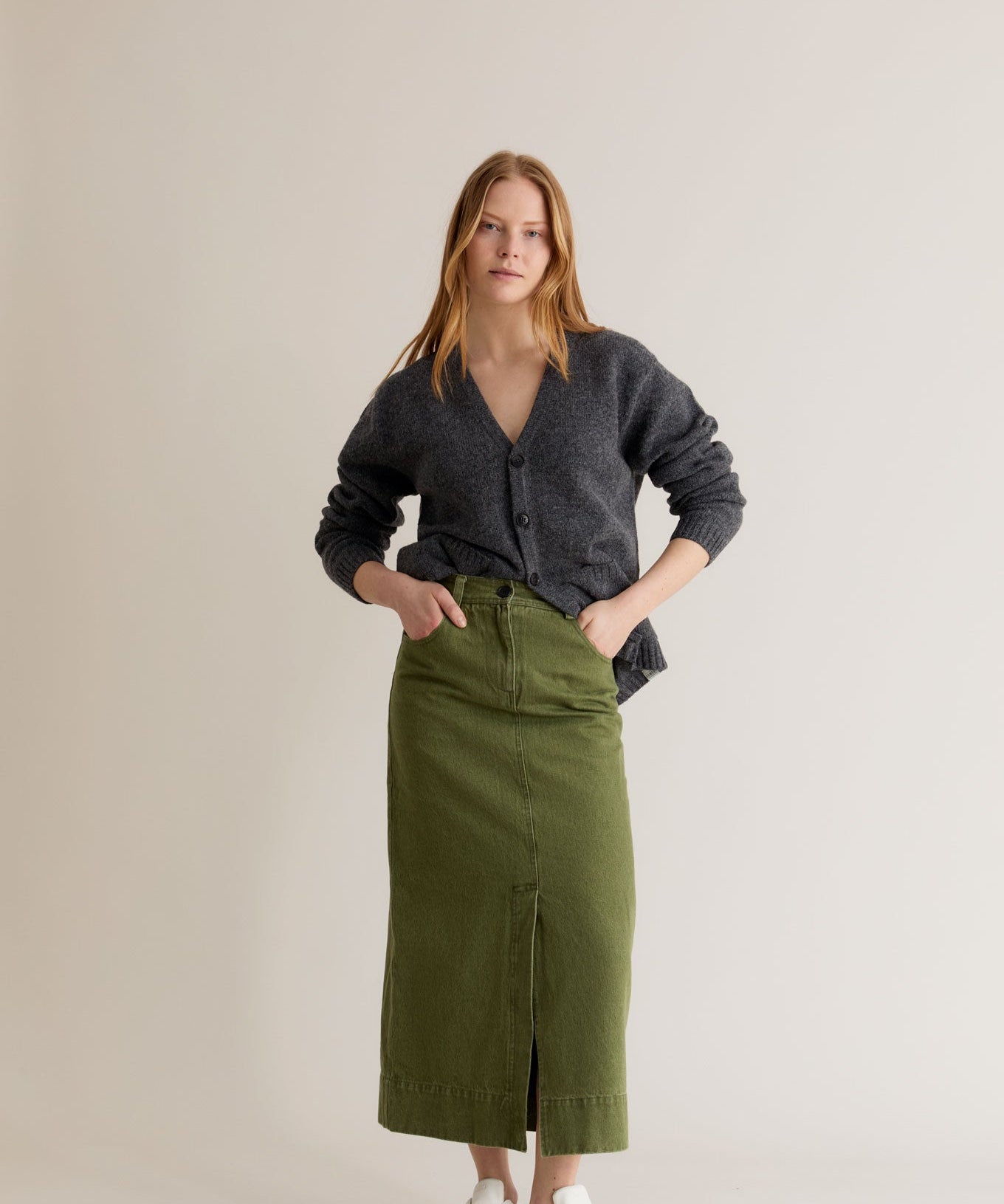 BATSA-Cardigan-grey---GRACE-Skirt-green.jpg