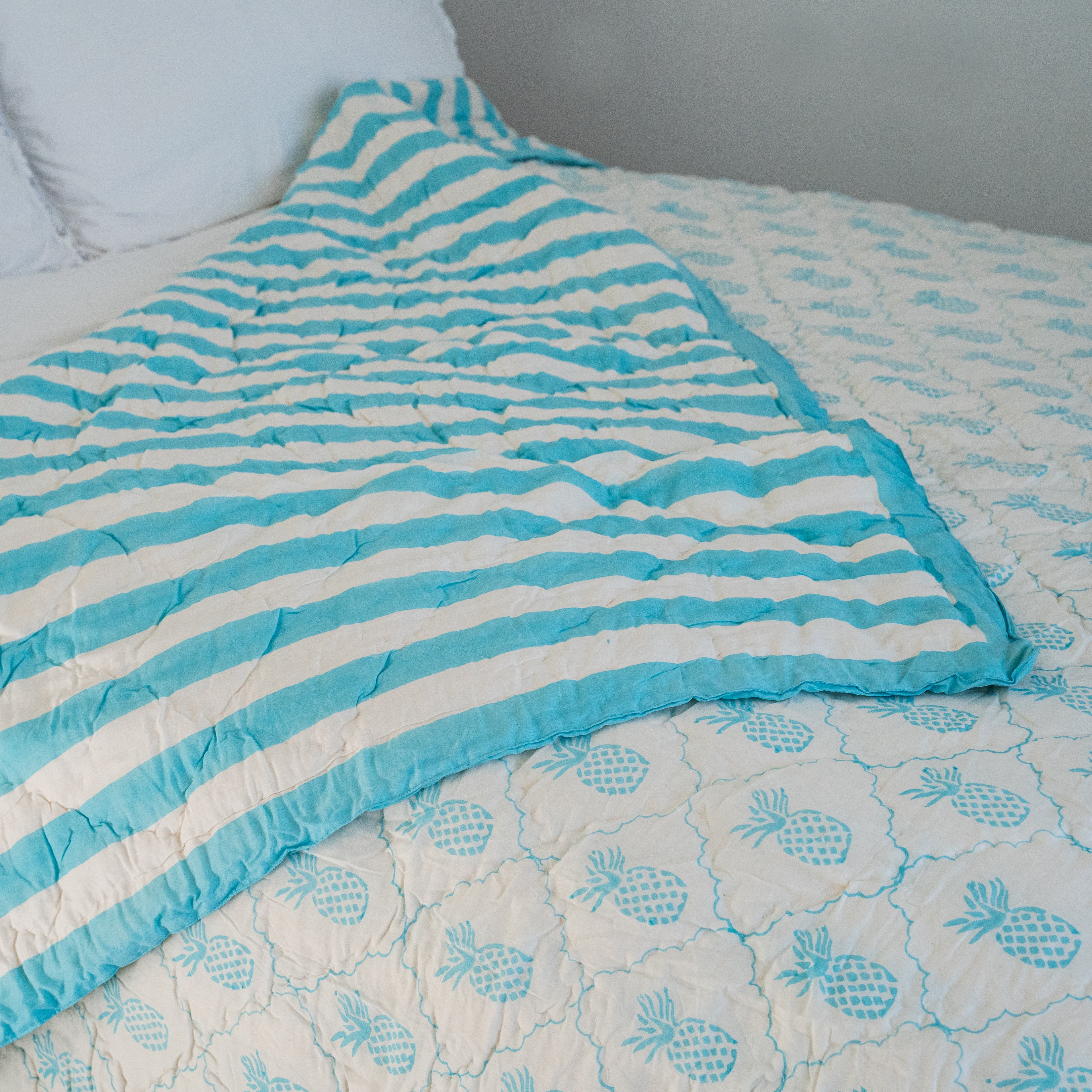 Pineapple Quilt - Turquoise