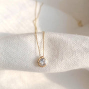 Circinius Solitaire Diamond On the Chain Necklace