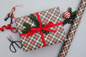 TRADITIONAL TARTAN CHRISTMAS WRAPPING PAPER