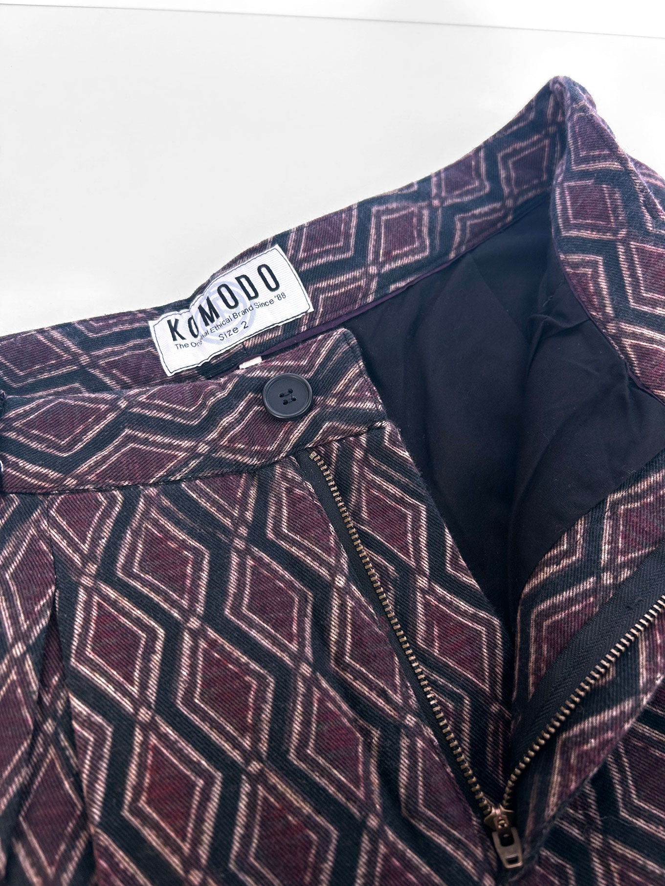 BOWIE TROUSER - Batik Diamond