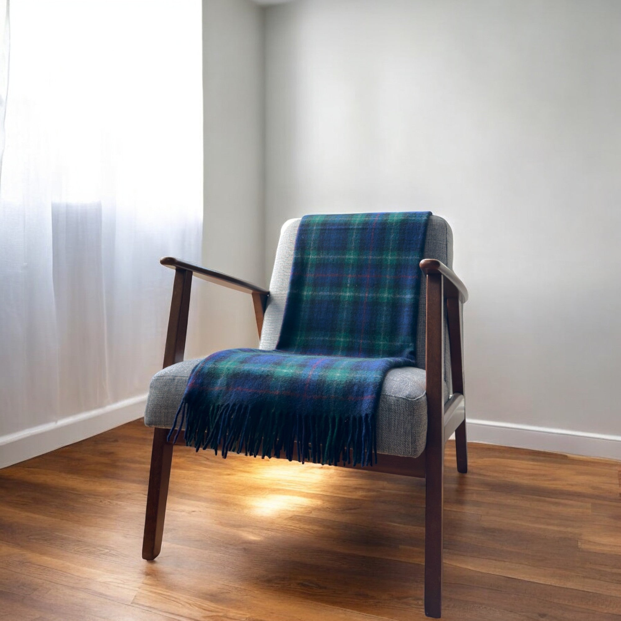 100% Recycled Wool Tartan Knee Blanket