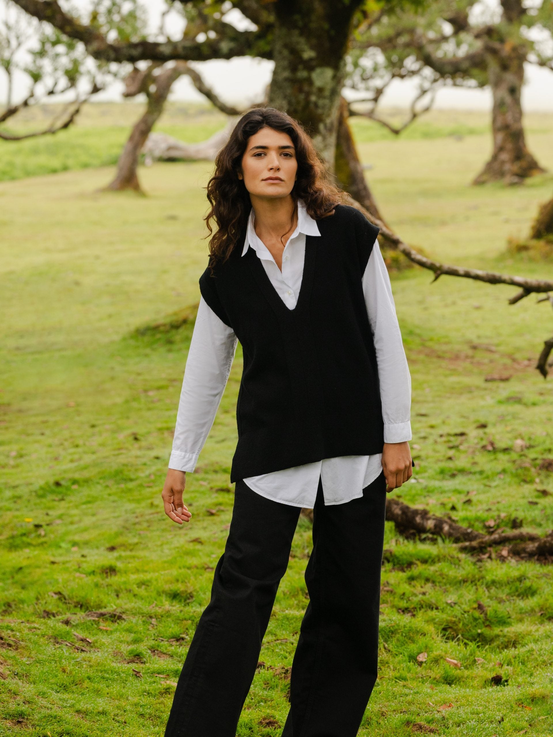 Boxy Wool Slipover Black