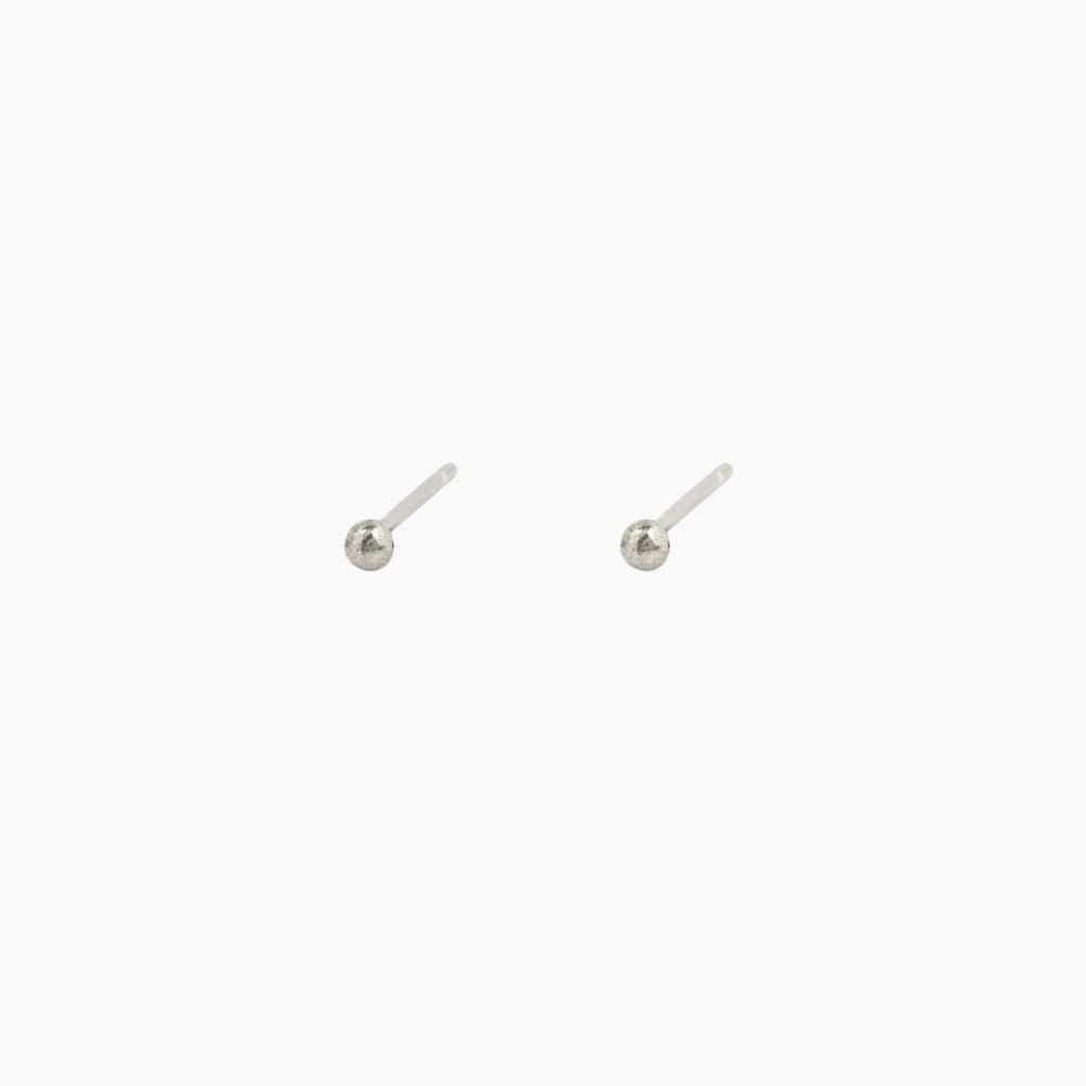 Sensitive Ears 18ct White Gold Tiny Dot Studs