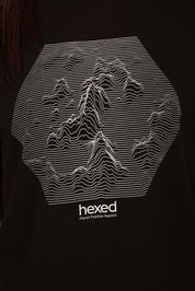 MOUNTAIN SOUND WAVES UNISEX TEE