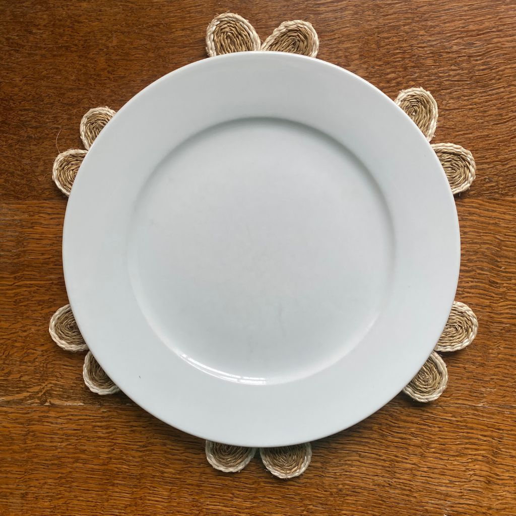 White and Natural Imbali Hexagon Placemat