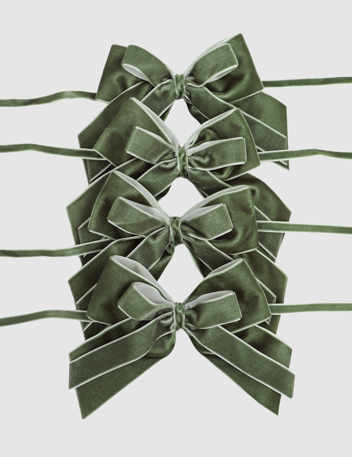 double_velvet_bows_christmas_moss_uk.jpg