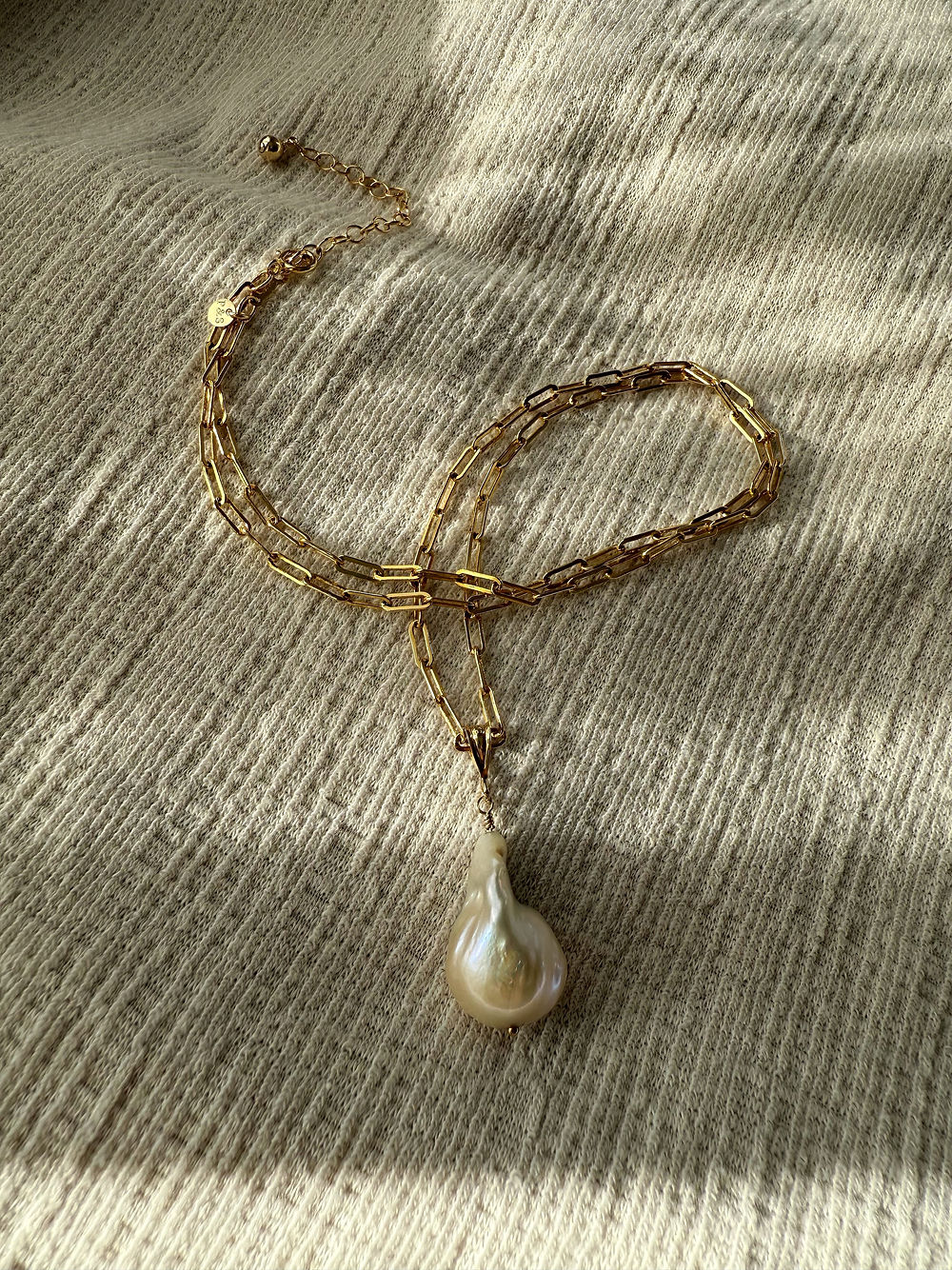 Flameball Pearl Necklace