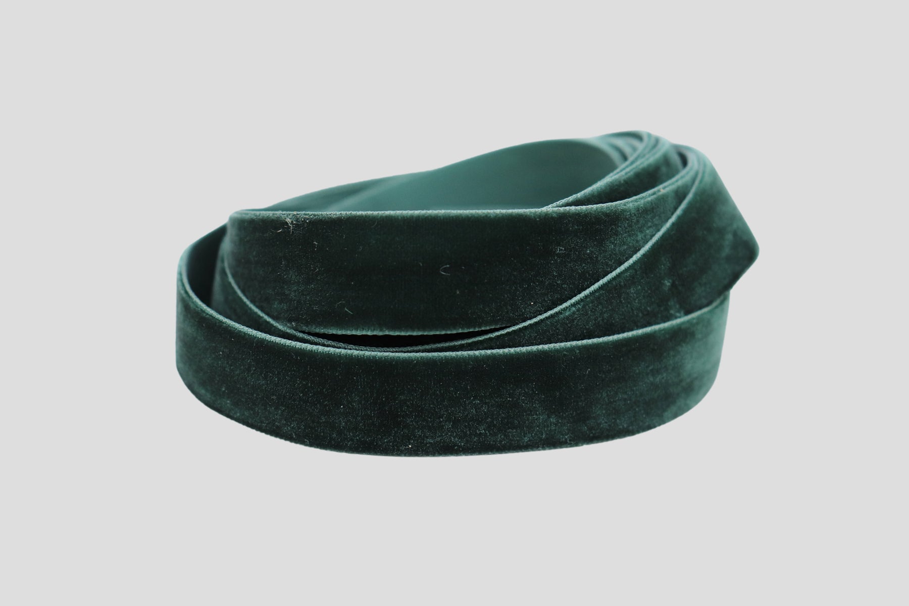 VELVET RIBBON - FOREST GREEN - 5m