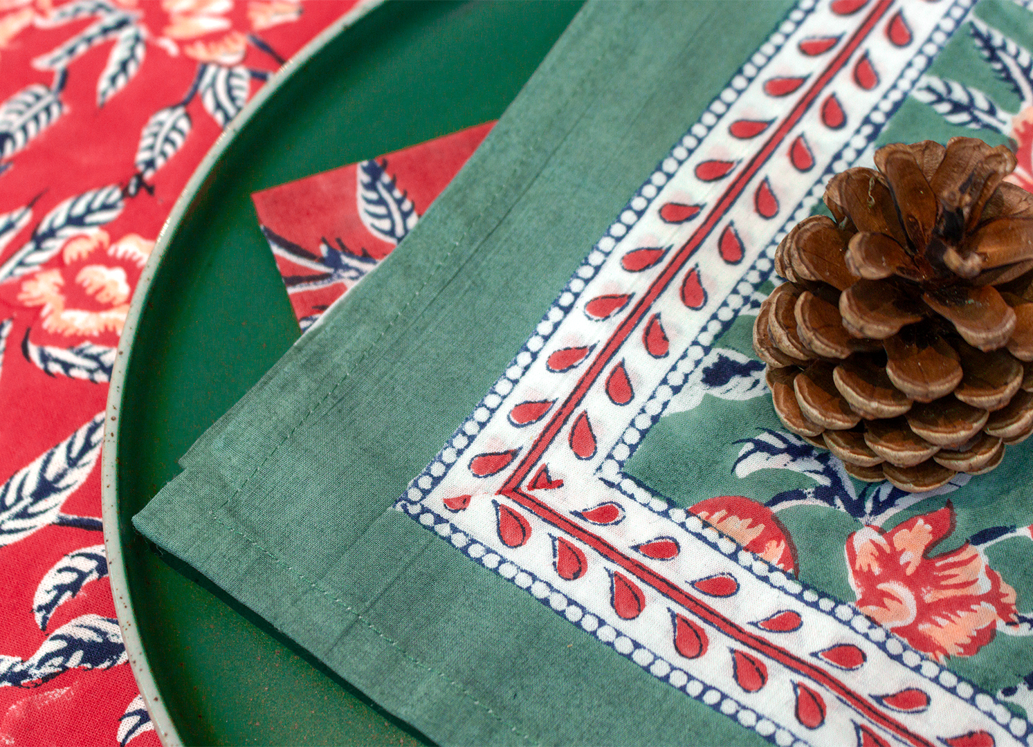 Hand Printed Cloth 170 X 300 Cms Table Cloth Cotton Pine Red M/L