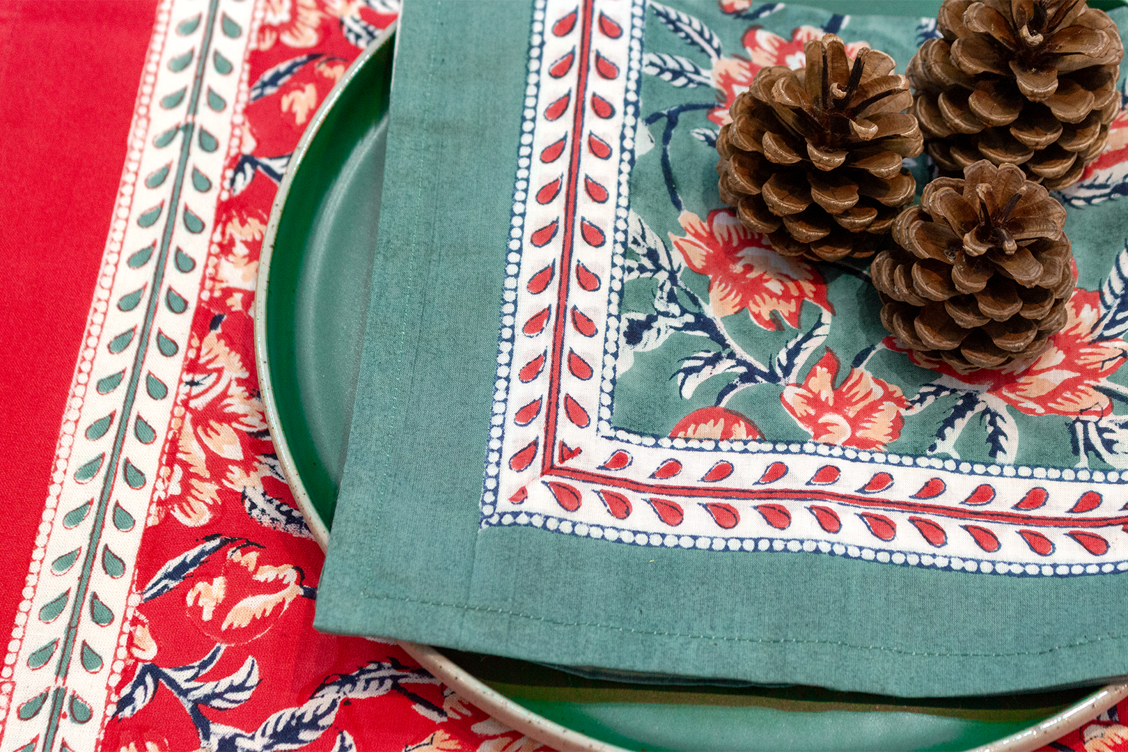 Bordered Mat 35 X 45 Cms Place Mat Cotton Red One Size