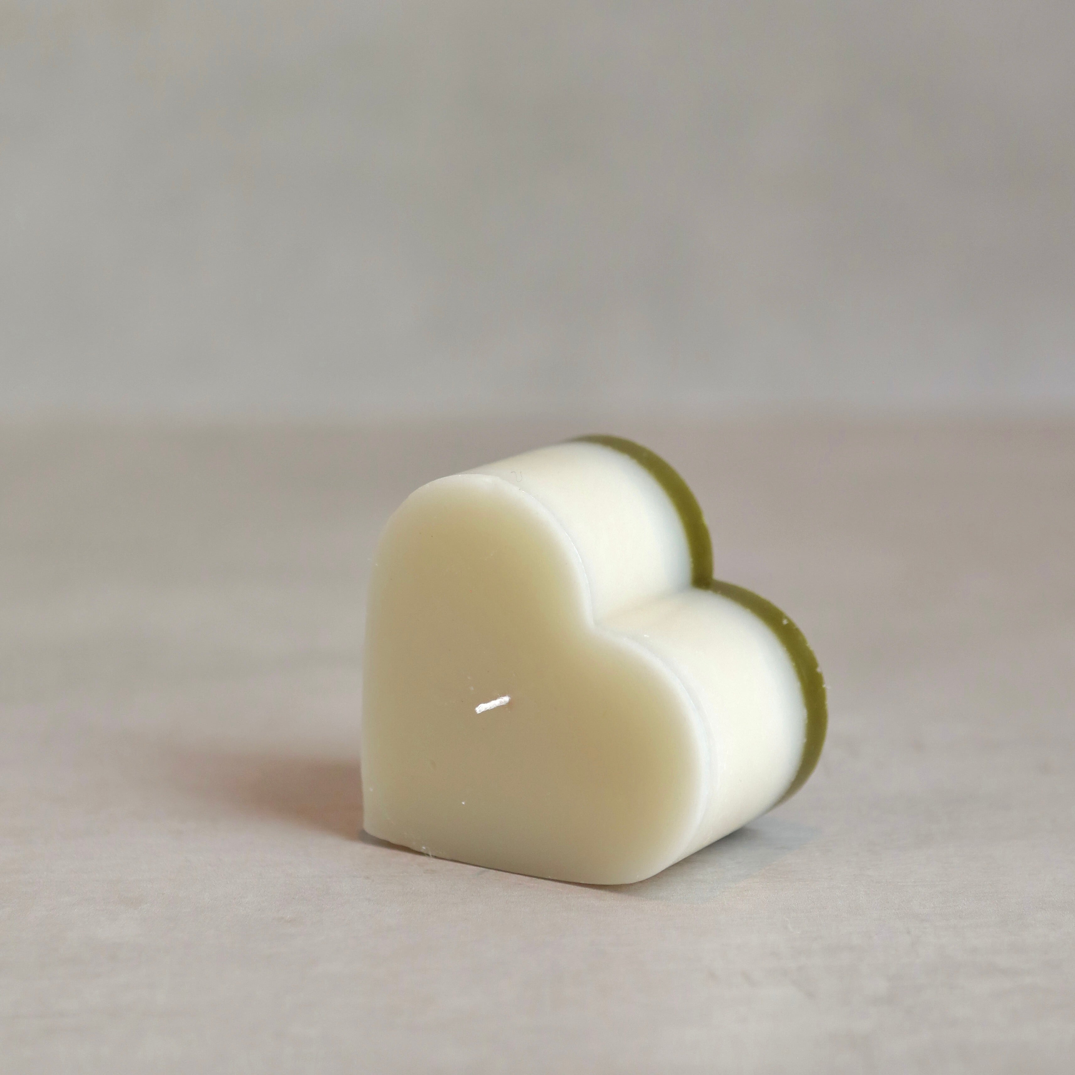 Olivewood & Bergamot Small Heart Candle