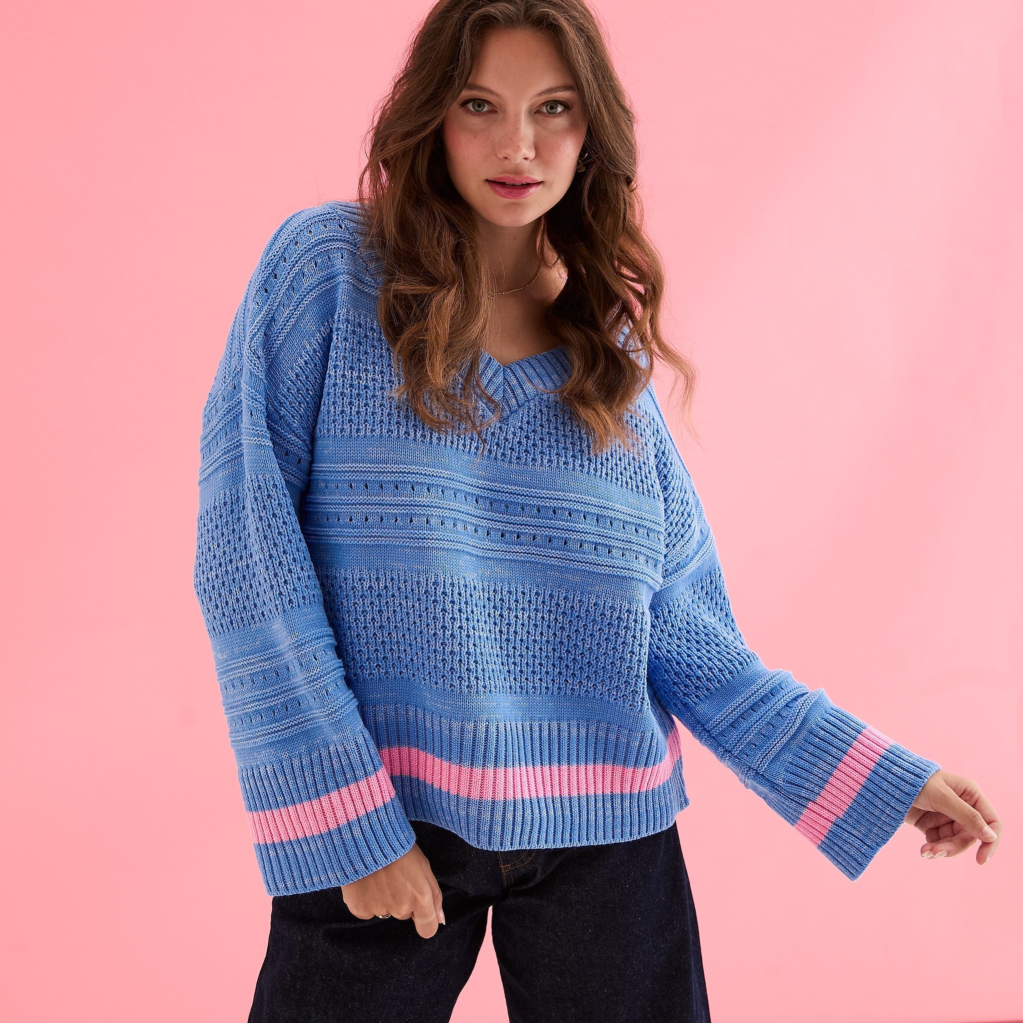Judith Pointelle Stitch v Neck Jumper - Blue
