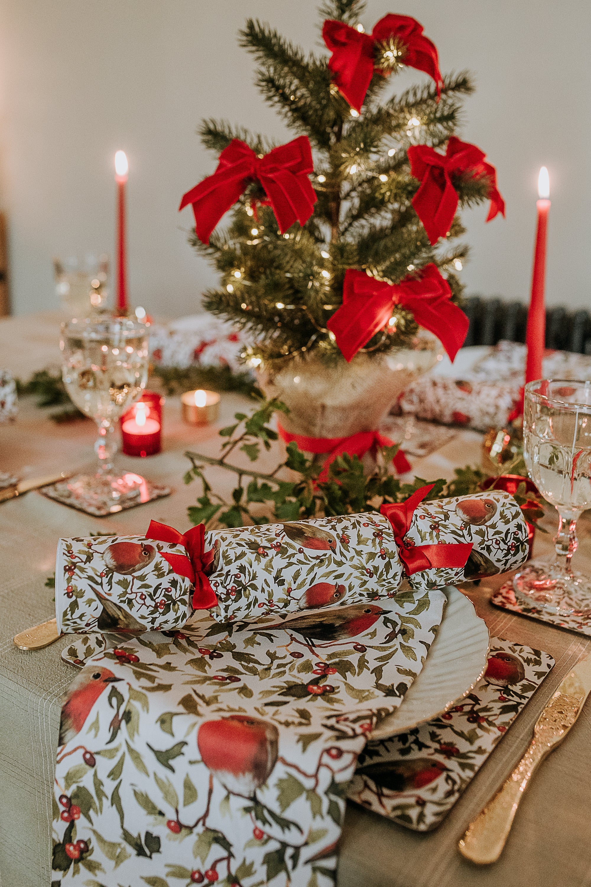 CHRISTMAS RED DOUBLE VELVET BOWS (FOUR)