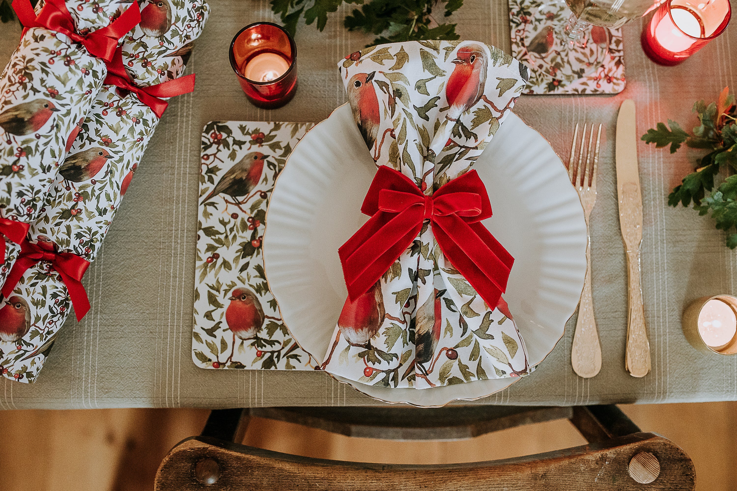 CHRISTMAS RED DOUBLE VELVET BOWS (FOUR)