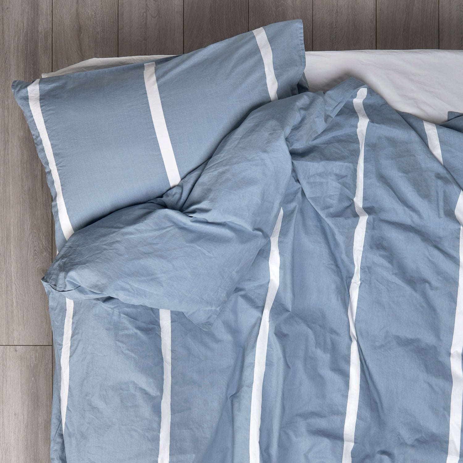 Cool Blue Reversible Thick Stripe Duvet Cover And Pillow Set