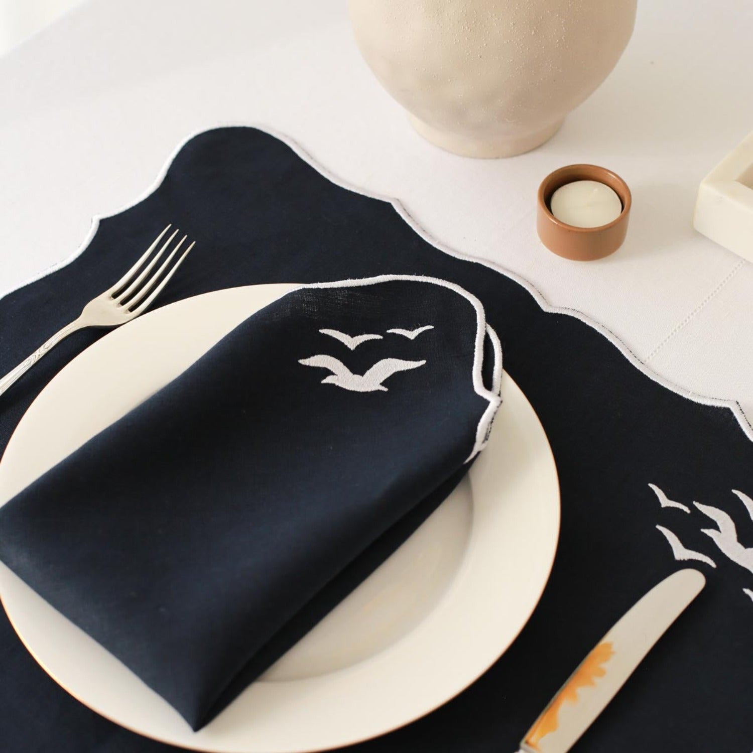 Seagull Embroidery Linen Napkins (Set of 2)