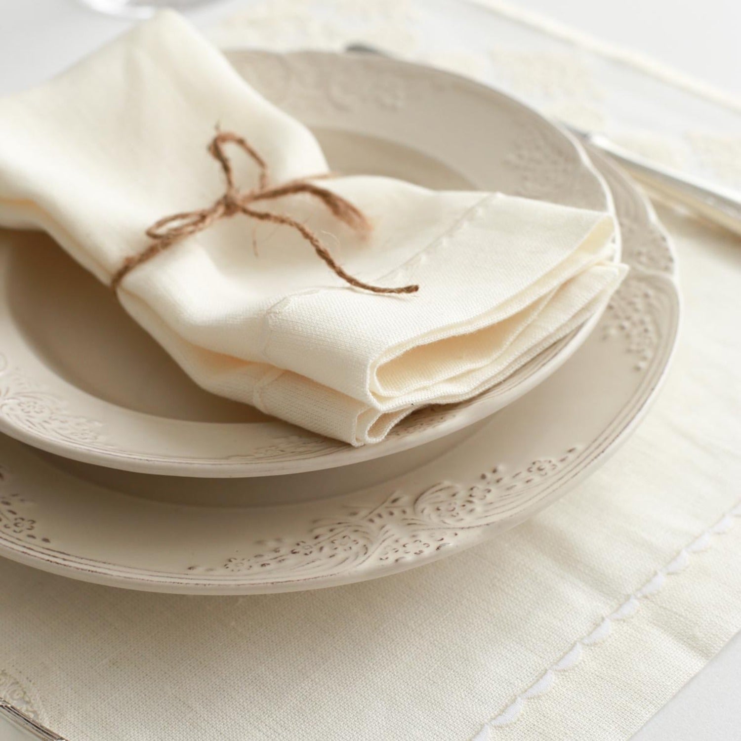 White Stripped Linen Napkins (Set of 2)