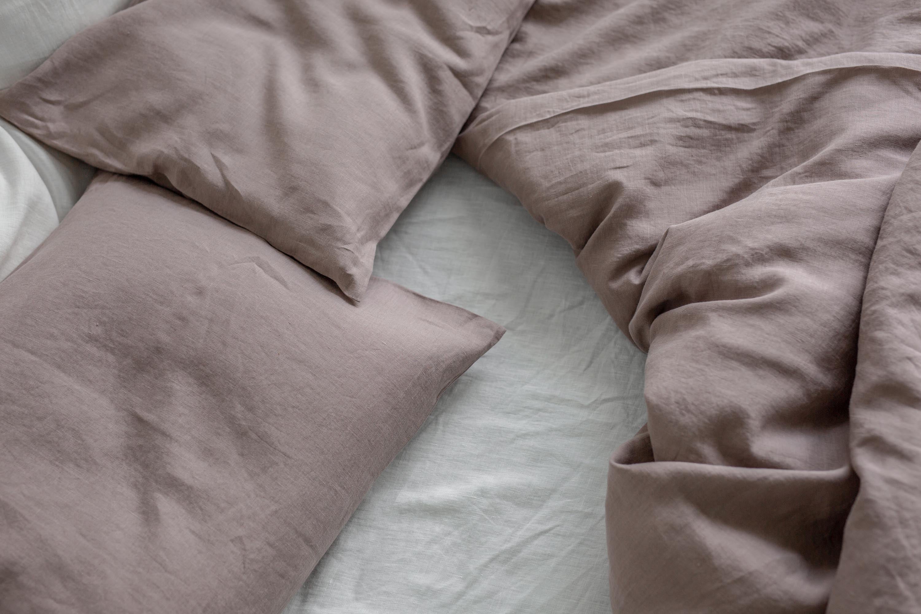 Linen pillowcase in Rosy Brown