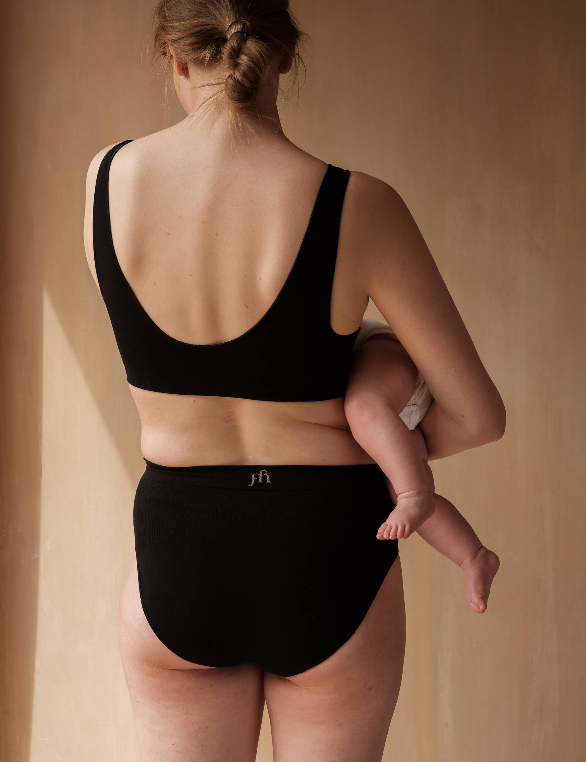 Discreture: Ethical & Sustainable Underwear Subscription by Molly