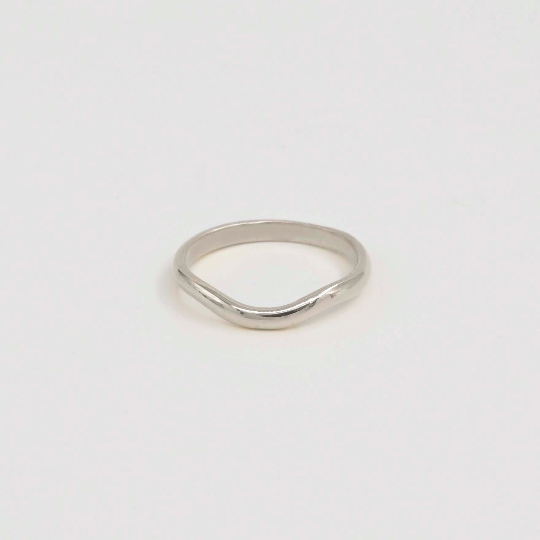 9ct White Gold Curved Nesting Wedding Ring