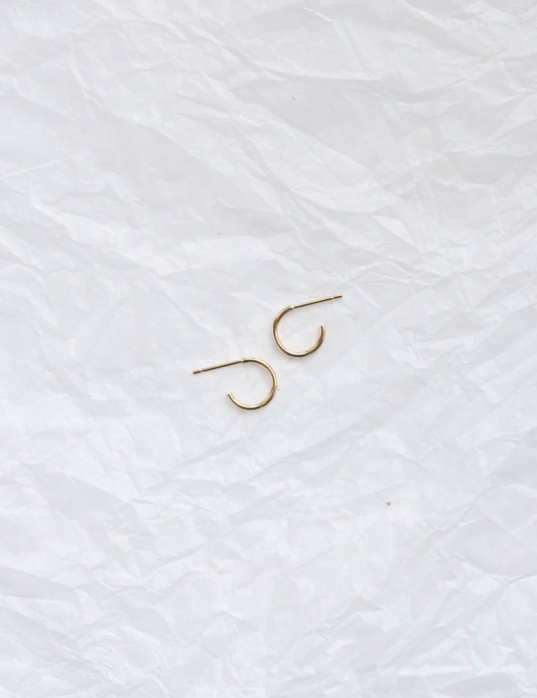 9ct-gold-micro-delicate-hoop-earrings-wild-fawn-jewellery-ss21-e9-g-3.jpg