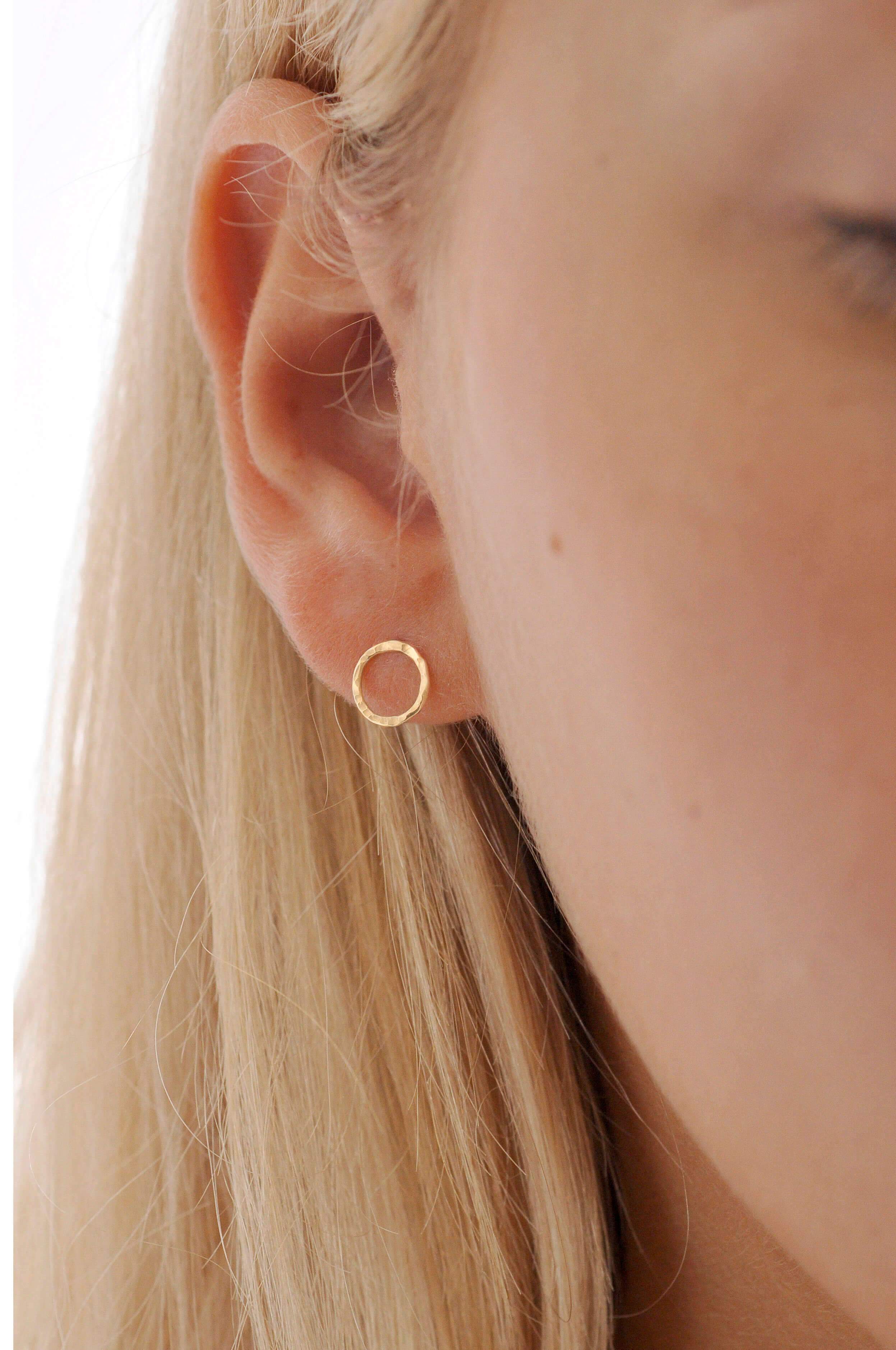 9ct Gold Hammered Small Circle Earrings