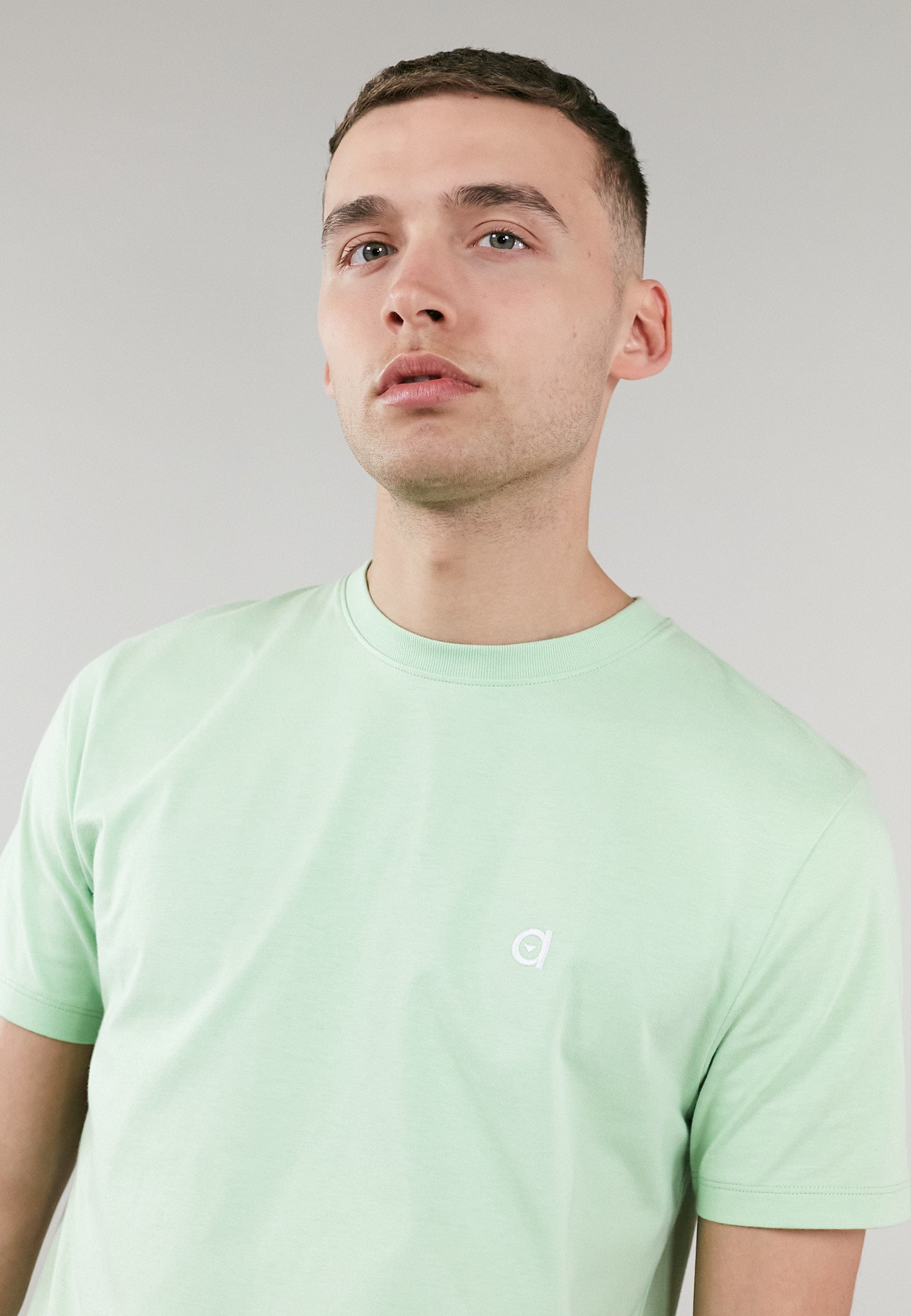 light green low carbon t-shirt