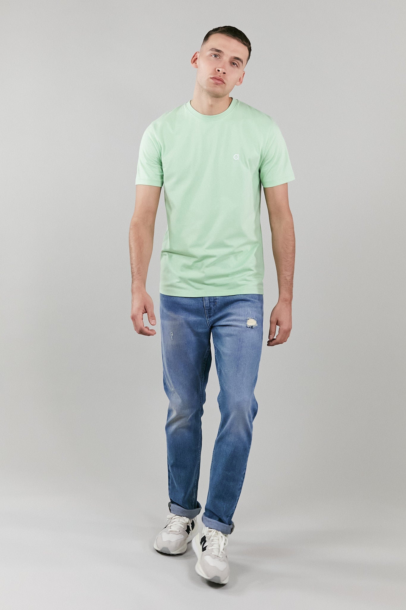 light green low carbon t-shirt