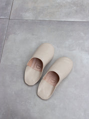 Moroccan Babouche Basic Slippers, Chalk