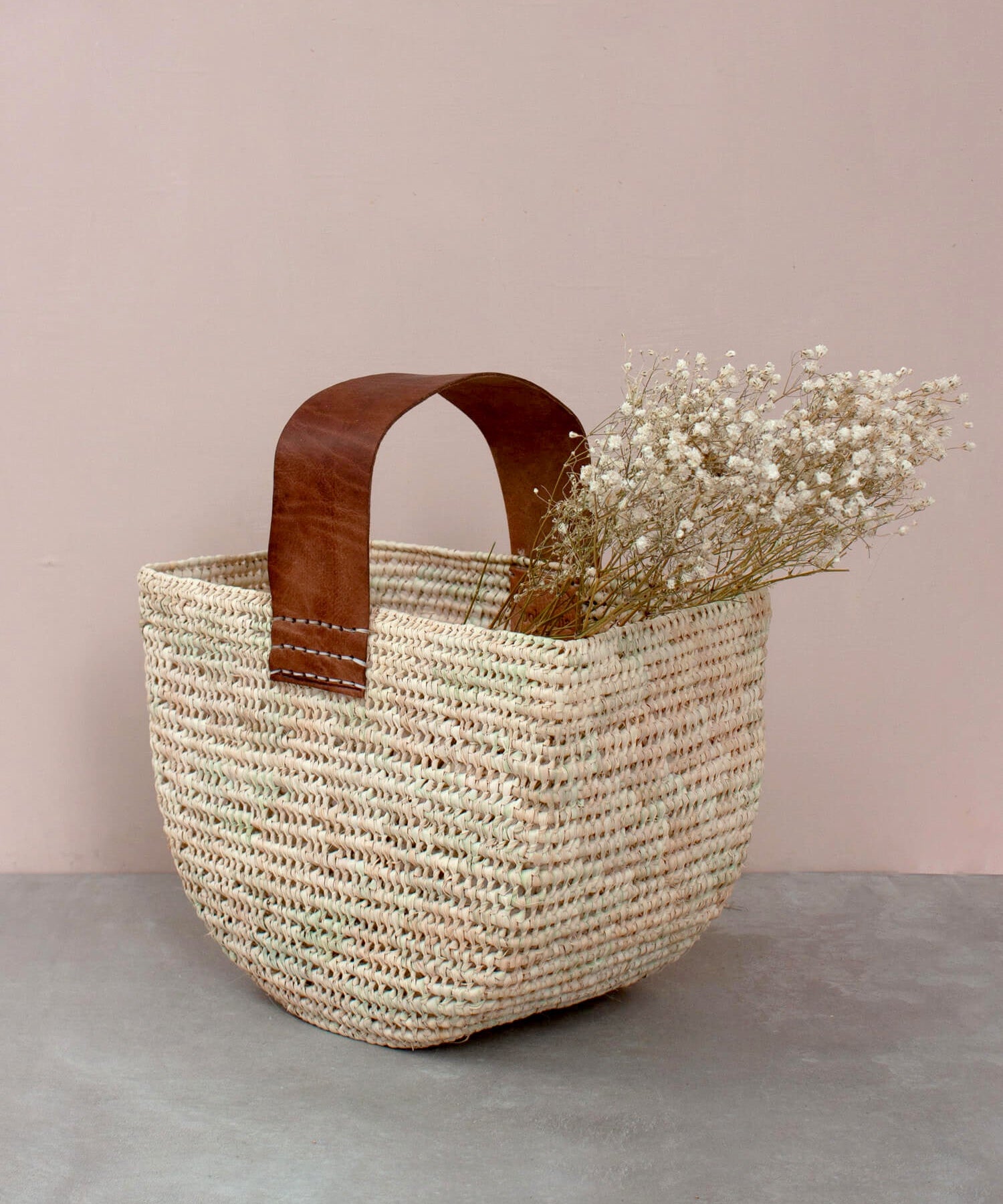 Bohemia_HalfMoon_Basket_Brown-lifestyle.jpg