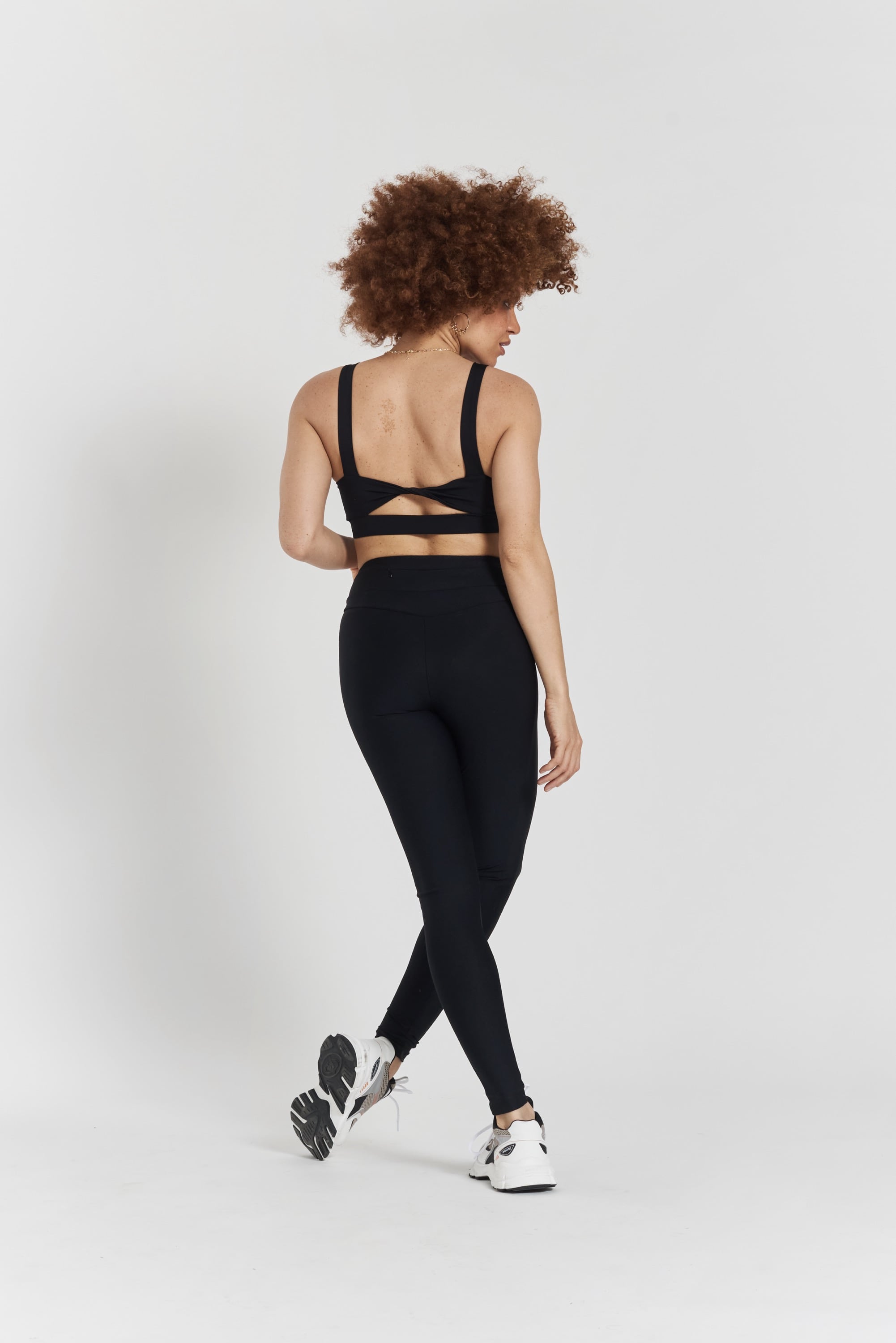 Cycad recycled-fabric performance leggings - Volcanic Black