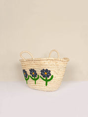 Hand Embroidered Market Basket, Daisy