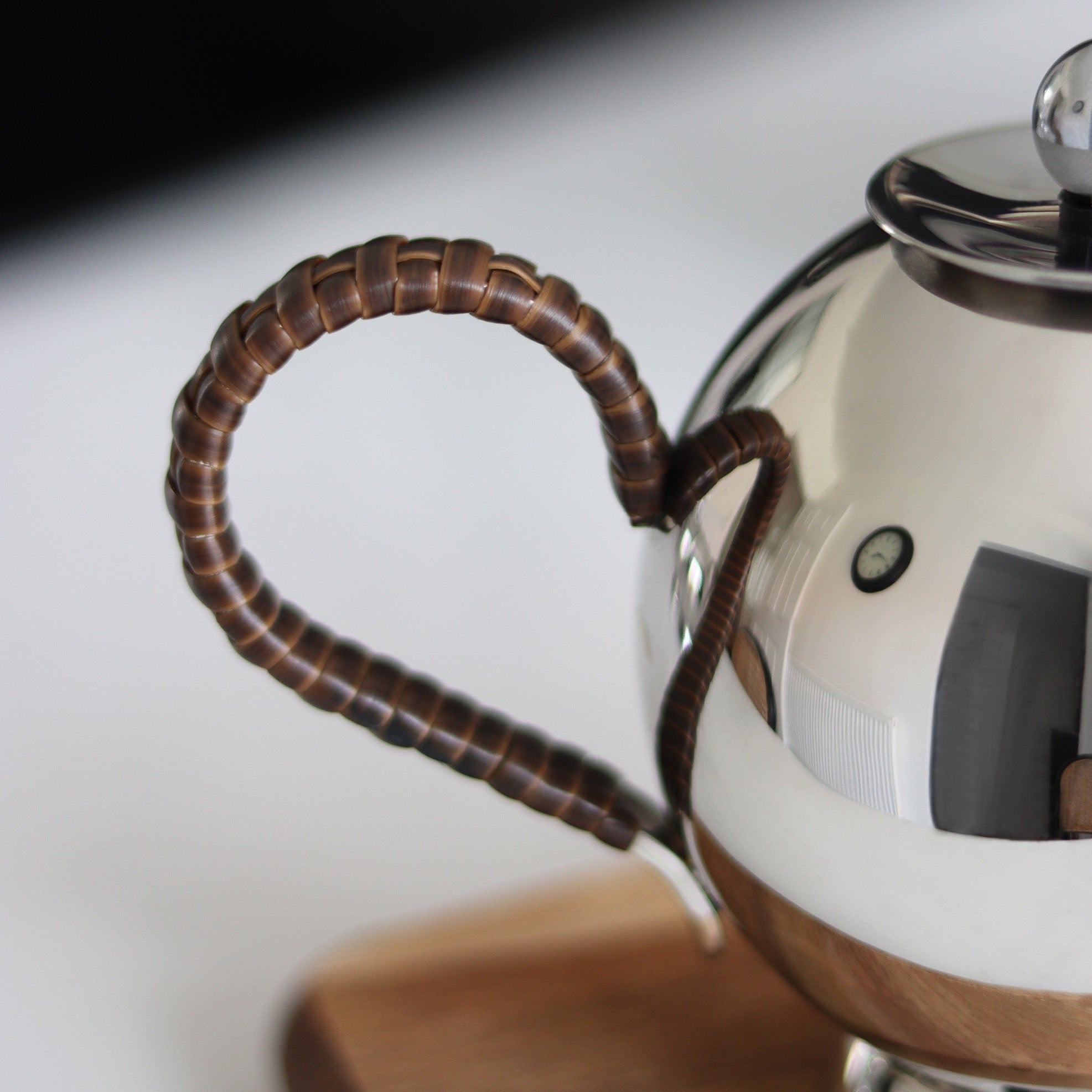 Spheres Tea Infuser Small Wicker Handle