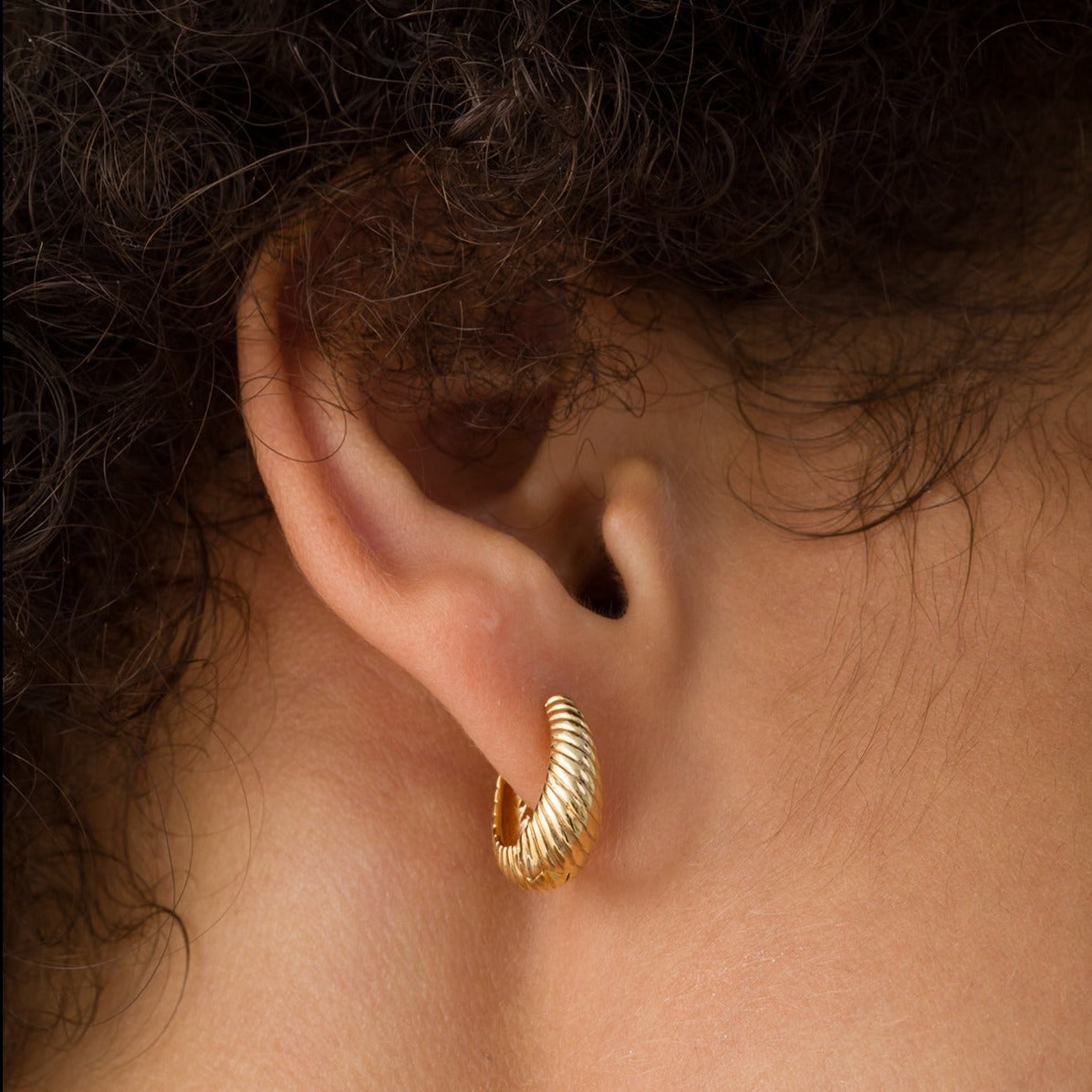 Charis Chunky Gold Medium Hoop Earrings